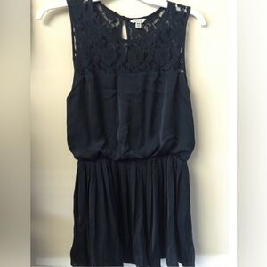 Short dress with lace top in Navy